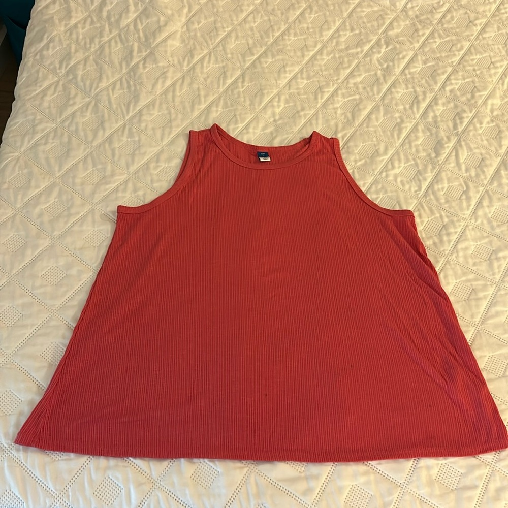 Pink activewear tank top
